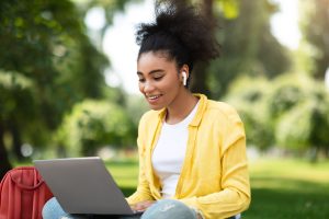 How to make money online for college students